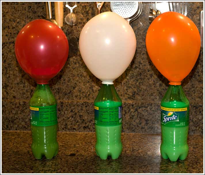 Авито купить шарики. Опыты с воздушными шарами. Шарик надутый гелием. Опыт с воздушным шариком. Эксперимент с воздушным шаром.
